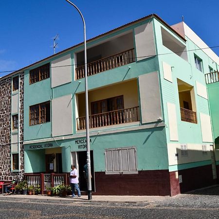 Residencial Vitoria Hotell Ponta Do Sol Eksteriør bilde