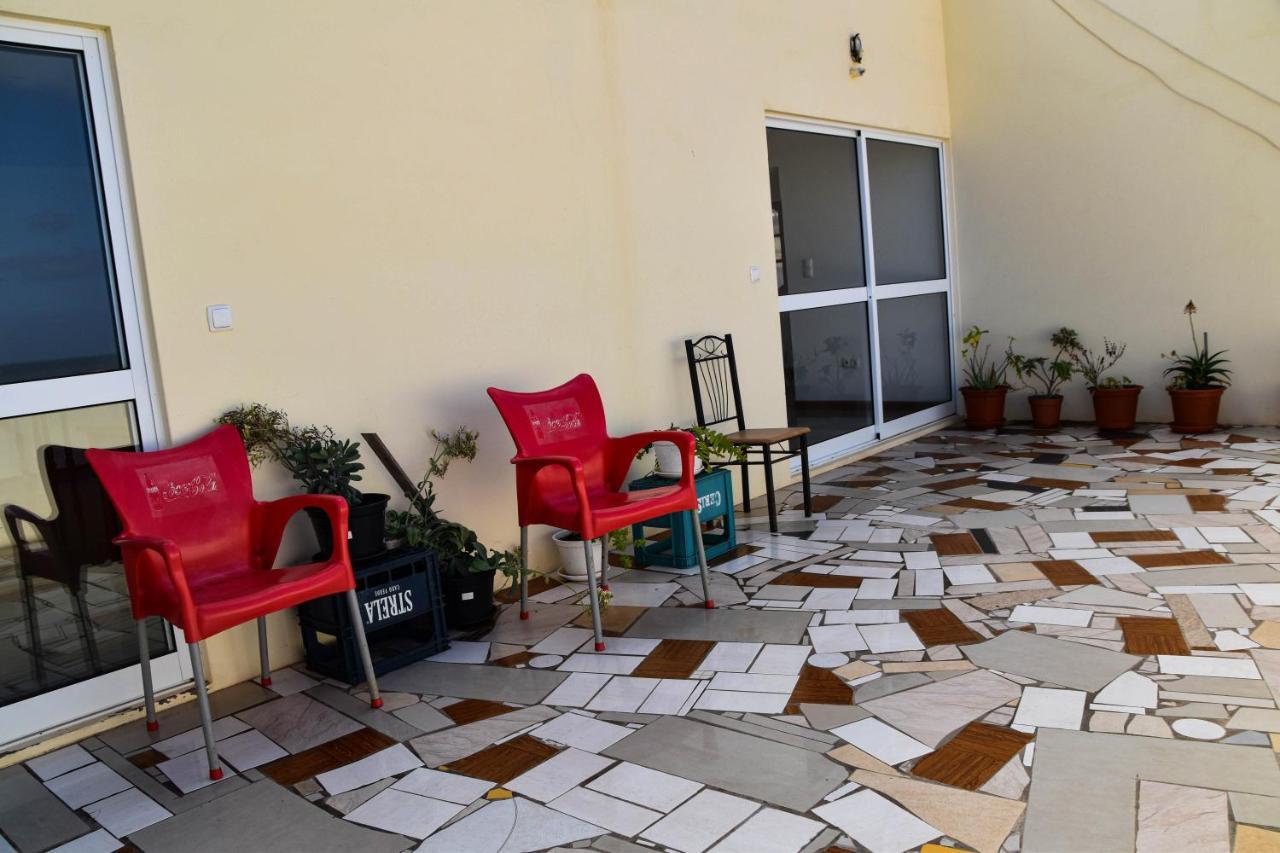 Residencial Vitoria Hotell Ponta Do Sol Eksteriør bilde