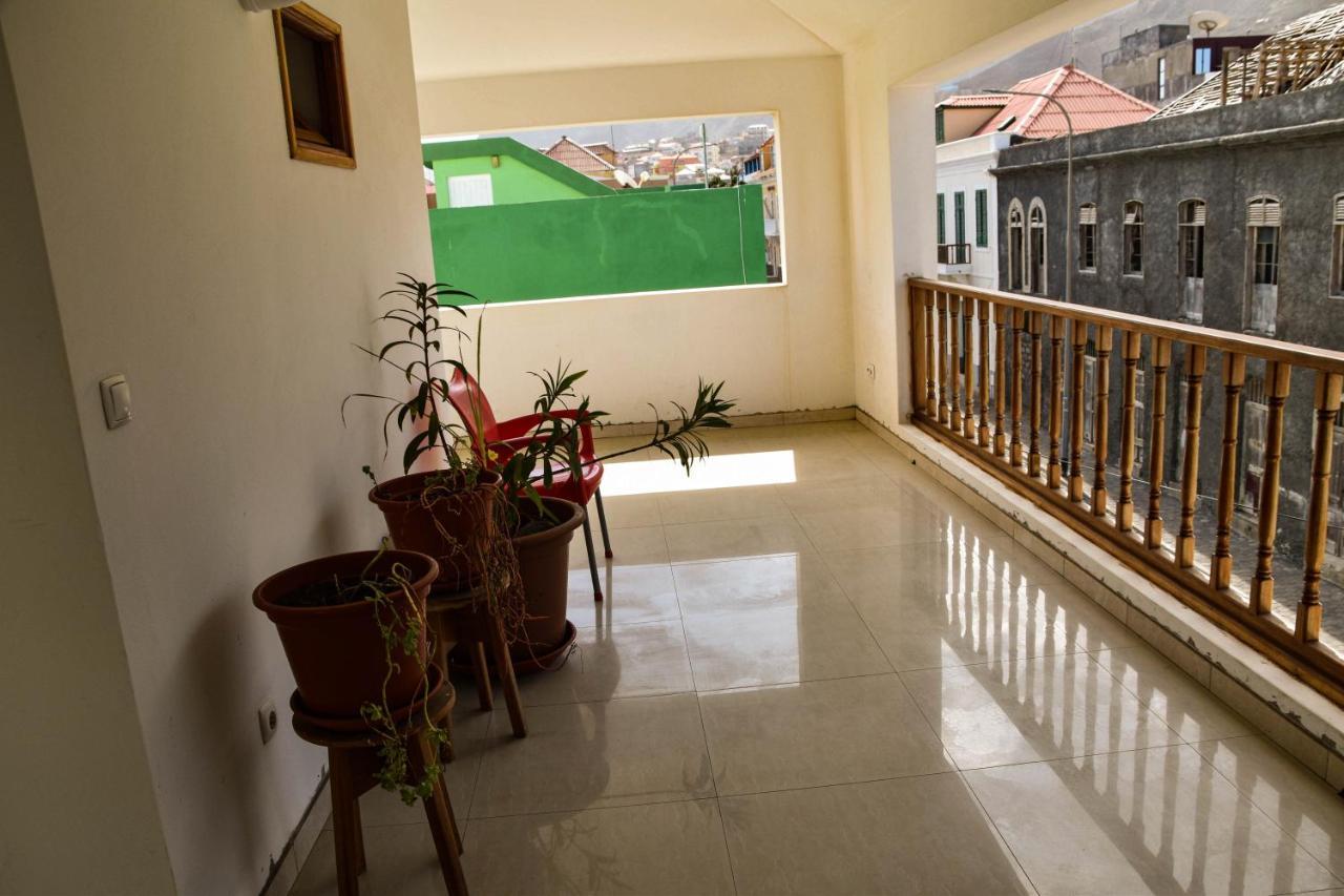 Residencial Vitoria Hotell Ponta Do Sol Eksteriør bilde