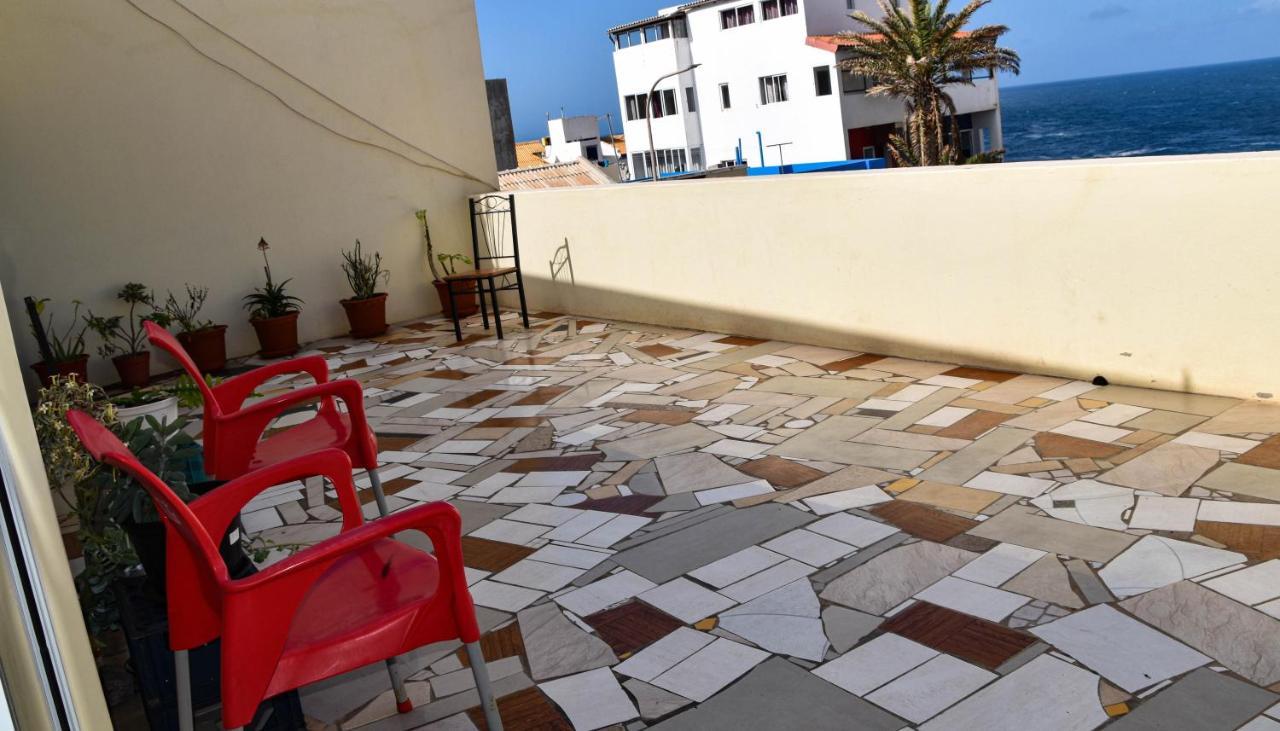 Residencial Vitoria Hotell Ponta Do Sol Eksteriør bilde
