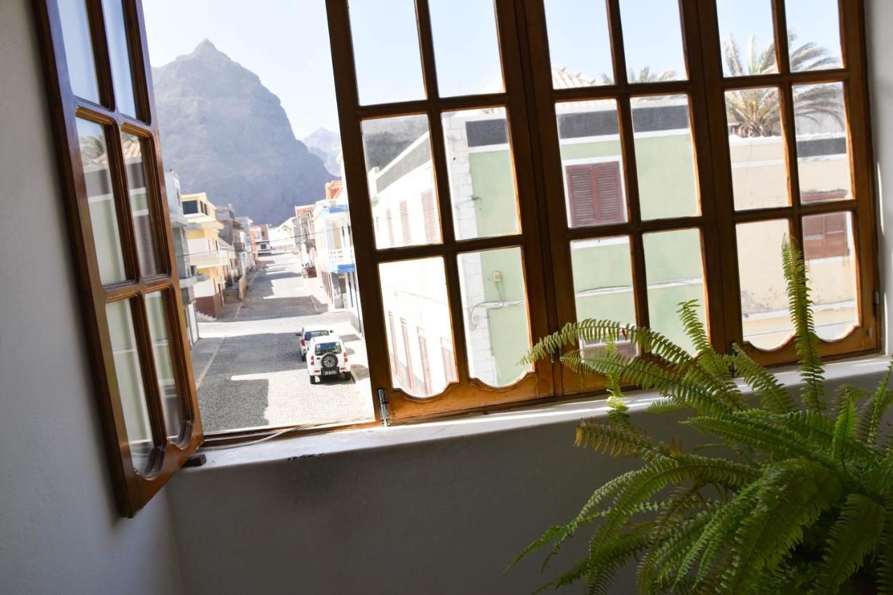 Residencial Vitoria Hotell Ponta Do Sol Eksteriør bilde