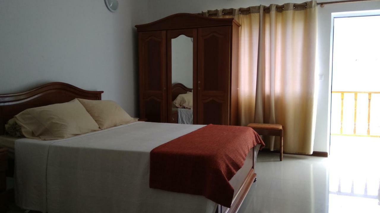 Residencial Vitoria Hotell Ponta Do Sol Eksteriør bilde